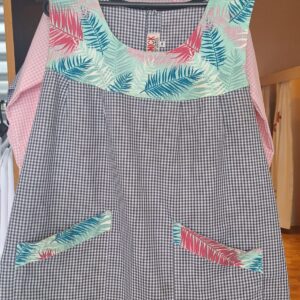 Poncho cuadrille con cuello redondo
